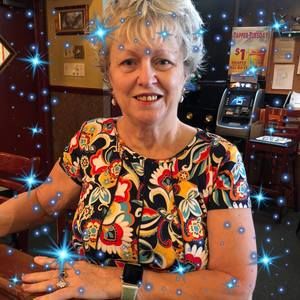 Meet your Posher, Deborah